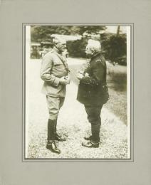 フランス　ジョゼフ・ジョフル元帥　自筆署名入写真　　Photograph of Marshal Joseph Joffre with John J. Pershing. Signed by Joseph Joffre，original autograph.