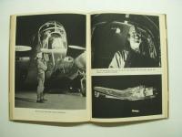 洋書 FLYING FORTRESS : THE STORY OF THE BOEING BOMBER