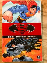 SUPERMAN / BATMAN Vol.1: PUBLIC ENEMIES【アメコミ】【原書トレードペーパーバック】