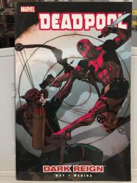 Deadpool 2 : Dark Reign　【ペーパーバック】