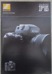 Nikon  F5　フィルム一眼レフカメラ　カタログ