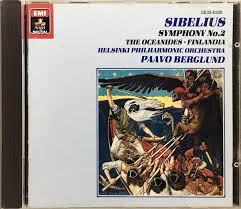 シベリウス：交響曲第２番、交響詩「大洋の女神」、同「フィンランディア」／パーヴォ・ベルグルンド（ｃｏｎｄ）,ヘルシンキ・フィルハーモニー管弦楽団

随所で聴かれる美しい旋律に見せる微妙な楽器の織り成す響きの色合いと独特の陰影は、指揮者パーヴォ・ベルグルンドとヘルシンキ・フィルハーモニー管弦楽団だけが表現できると言っても過言ではない。透明感に加え、香り高い美しさを併せ持った不朽の名演。　
    
