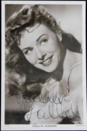 ポーレット・ゴダード自筆サイン入写真　Paulette Goddard