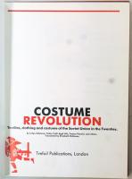 Costume Revolution.　ザレトーヴァ他：衣装革命（英訳）