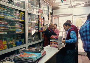 ナイサラク古書店街_ヤングマン書店2