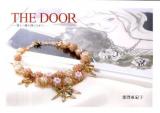 THE DOOR : 新しい扉を開けながら