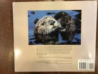 Sea Otters: A Natural History and Guide    ラッコ