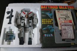 超時空要塞マクロス　VF-1J　戦術戦闘用　バトロイド　バルキリー　1/55スケール　（玩具