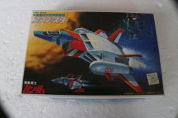 機動戦士ガンダム　大気圏内外両用戦闘機　コアブースター　（1/144スケイル　プラモデル・キット）