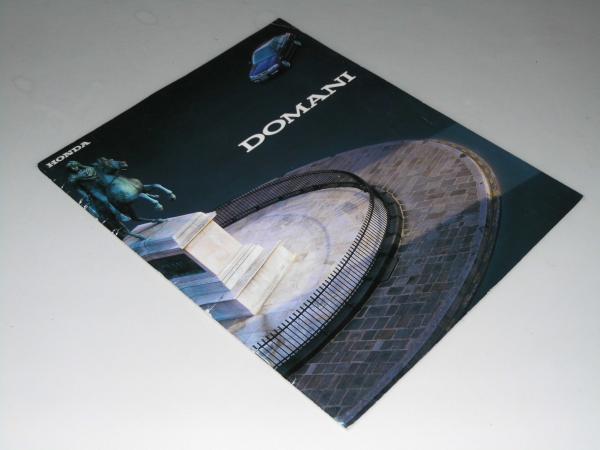 車カタログ Honda Domani 表紙写真 全景と銅像 文教堂書店 古本 中古本 古書籍の通販は 日本の古本屋 日本の古本屋
