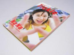 Tickle   堀内ナナ写真集