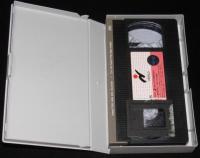 【VHSビデオ】おかしなおかしな訪問者　日本語吹替：ダチョウ倶楽部　レンタル落ち