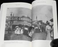 【洋書】Millie-Christine　結合双生児のミリー・クリスティーン