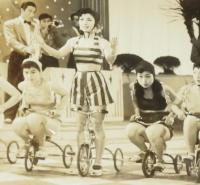 【映画スチール】続々 魚河岸の石松　大阪罷り通る　東映　昭和29年作品/キャバレー・ボンネ内部