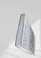 白きたおやかな峰