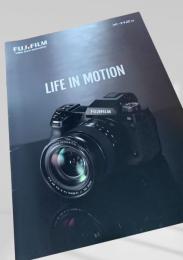 FUJIFILM X H2S カタログ LIFE IN MOTION
