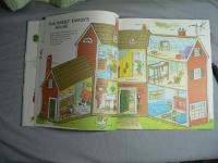 Richard Scarry's Best Word Book Ever:　英語教育絵本　　