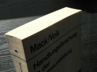 Handlungsforschung in der Lehrerausbildung : Entwicklung eines offenen Curriculums zur Vermittlung politischer Handlungskompetenz in der Eingangsphase