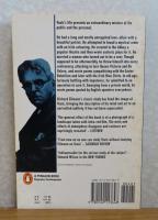 イエイツ -男と複数の仮面-　The Man and the Masks　〔英語〕