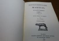 【仏羅対訳】 エピグラム  マルティアリス Ⅰ,Ⅱ,Ⅲ巻　（全３冊）　： Maltial 　Épigrammes Ⅰ,Ⅱ,Ⅲ (Texte établi et traduit par : H. J. Izaac)　3Vol. ≪Les Belles lettres≫　〔洋書/フランス語/ラテン語〕　　