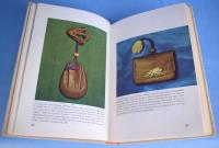 THE NETSUKE HANDBOOK OF UEDA REIKICHI　根付ハンドブック　上田令吉　【根付の研究　英語版】