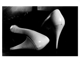 森山大道 オリジナルプリントHow to Create a Beautiful Picture 5: A Journey to a Corner Tobacco Shop【サイン入】