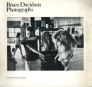 Bruce Davidson Photographs【献呈サイン / Dedicated sign】