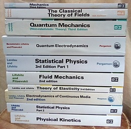 Landau and Lifshitz : Course of Theoretical Physics : Vol. 1-10 (Soft)　(英)ランダウ=リフシッツ理論物理学教程 ①Mechanics(3/E) ②The Classical Theory of Fields(4/E) ③Quantum Mechanics(Non-Relativistic Theory)(3/E) ④Quantum Electrodynamics(2/E) ⑤Statistical Physics Pt.1(3/E) ⑥Fluid Mechanics(2/E) ⑦Theory of Elasticity(3/E) ⑧Electrodynamics of Continuous Media(2/E) ⑨Statistical Physics Pt.2 ⑩Physical Kinetics