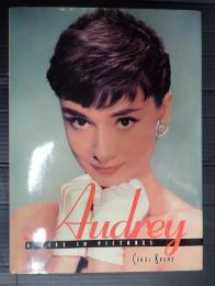 ［英］ Audrey Hepburn：A Life in Pictures