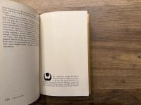 ZEN MIND, BEGINNER'S MIND    edited by Trudy Dixon with an introduction by Richard Baker