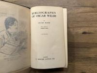 BIBLIOGRAPHY OF OSCAR WILDE    WITH A NOTE BY ROBERT ROSS   ILLUSTRATED