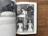 THE LAYMAN'S GUIDE TO ACUPUNCTURE   with a foreword by Sally Reston