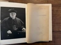ESSAYS IN PETTO