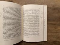 COURT AND BAKUFU IN JAPAN  Essays in Kamakura History  Edited, with an Introduction, by Jeffrey P. Mass