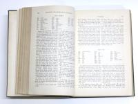 A Dictionary of Selected Synonyms in the Principal Indo-European Languages. A Contribution to the History of Ideas. With the Co-Operation of Colleagues and Assistants.