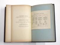 Svensk-Rysk Ordbok. c : a  62 tusen ord. Kortfattad översikt över svenska sprȧkets grammatik av fil. kand. S. S. Maslova-Lashanskaja. 
スウェーデン語‐ロシア語辞典　