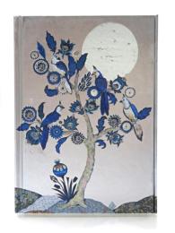 未使用ノート (アレクサンドラ・ミルトン　イラスト表紙)　
Alexandra Milton: Silver Tree of Life with Four White-throated Magpies. Flame Tree Notebooks.