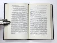 Language，Self，and Society. A Social History of Language. Edited by Peter Burke and Roy Porter with an Afterword by Dell Hymes.