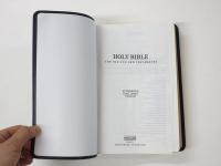 Holy Bible. The Old and New Testaments. Authorized King James Version. 欽定英訳聖書　