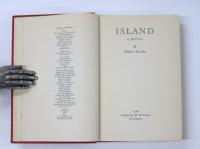 Island. A Novel. 島　