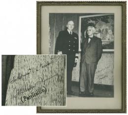 Signed Photograph of Alexander Fleming. Original autograph. アレクサンダー・フレミング自筆署名入写真.