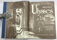Ulysses. With a New Foreword by Anthony Burgess and illustration by Susan Stillman.
