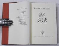 Of a Fire on the Moon. 月にともる火　