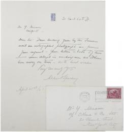An autograph letter of Albert Spalding (violinist). 30 East 60th ST - / Mr.Y.Minami / New York - / Dear Sir; I am sending you by this (?) / mail an autographed photograph as (?) / you request - Your letter - hold of them / - were delayed in reacheiy me as have been away on tour - With best wisher / Sincerely Yours / Albert Spalding / April 21st/21. アルバート・スポールディング(ヴァイオリニスト)署名入自筆書簡　南與作宛　