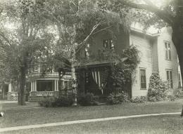 第29代アメリカ合衆国大統領　ウォレン・ハーディング邸　写真　(署名なし)　The residence of US President Warren Gamaliel Harding in Marion， Ohio (unsigned).
