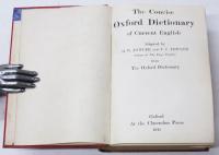 The Concise Oxford Dictionary of Current English. Adapted by H.W.Fowler and F.G.Fowler from The Oxford Dictionary. コンサイスオックスフォード英語辞典　