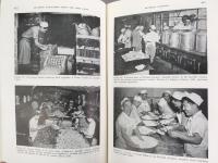 『1942年の西海岸からの日本人の立退き』　1943年　ワシントン刊 / U.S. War Department, General J. L. DeWitt, Japanese Evacuation from the West Coast 1942. Final Report. Washington, D.C., Government Printing Office, 1943