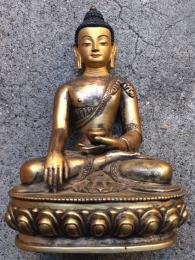 【チベット仏像】釈迦如来坐像