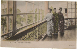 米国製美人絵葉書　On a Japanese veranda