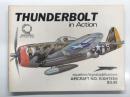 洋書　Thunderbolt in action: No.18　インアクションシリーズ 第18巻 P-47 サンダーボルト のすべて